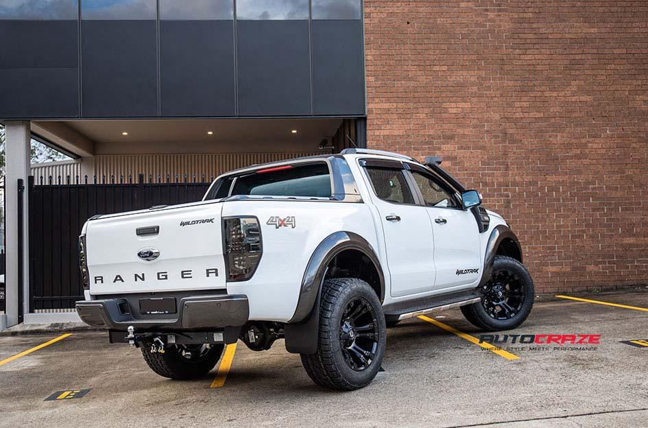 FORD-RANGER-VAPOR-MATTE-BLACK